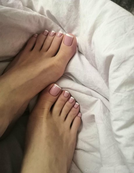 missalisa20 onlyfans topless