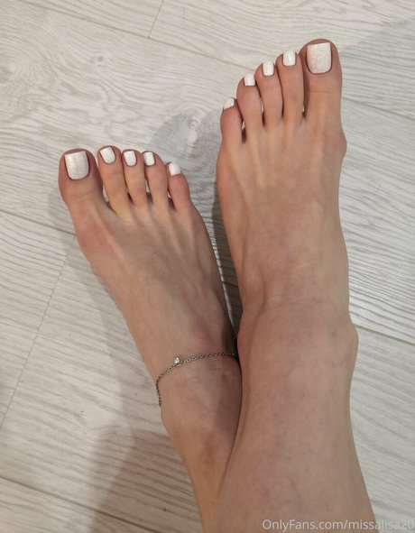 missalisa20 onlyfans leaked tits