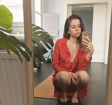 Whispersthe Wolf Asmr leaked onlyfans