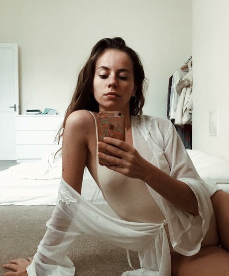 Whispersthe Wolf Asmr nudes onlyfans