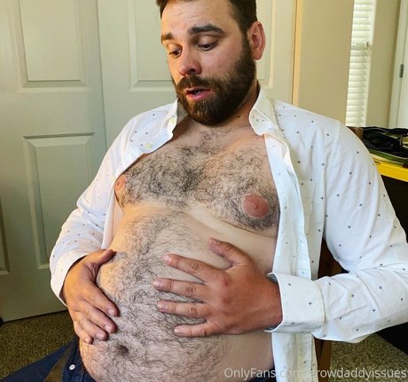 daddyissuespdx desnuda onlyfans