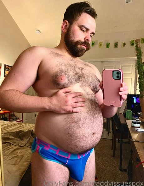 daddyissuespdx only fans nude