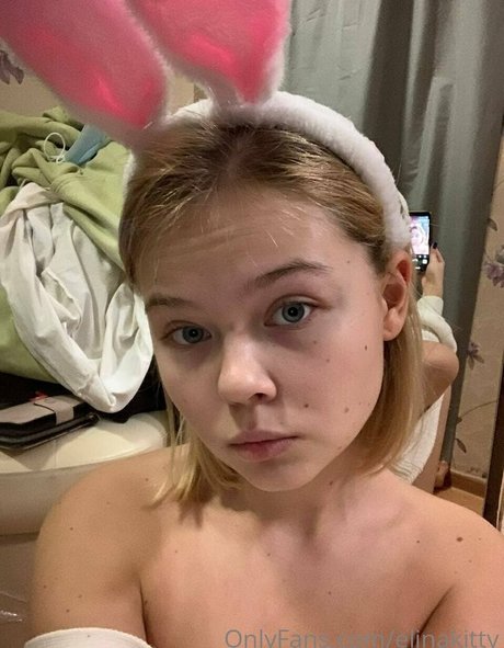 elinakitty naked onlyfans leak