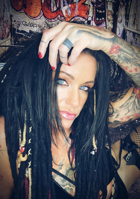 immistressraven onlyfans nude porn