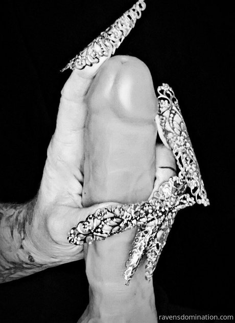 immistressraven feet onlyfans