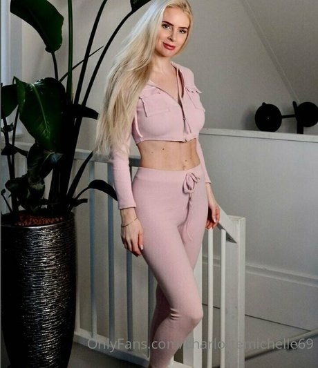 charlottemichelle69 onlyfans posts