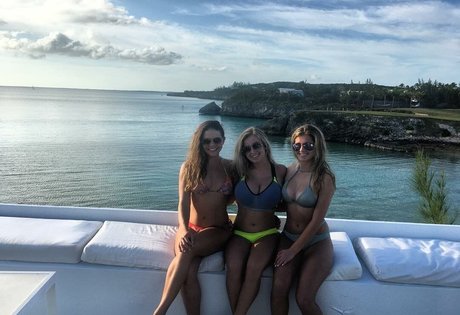 Taylor Z naked onlyfans leaks