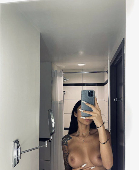 notyans onlyfans fotos