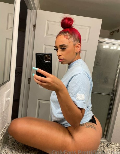PrettiGiirls only fans nudes