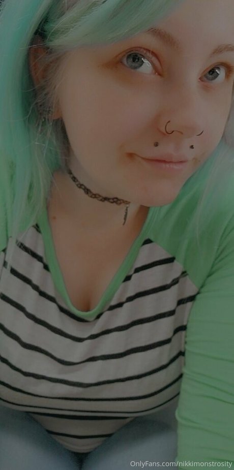 nikkimonstrosity onlyfans leak ass