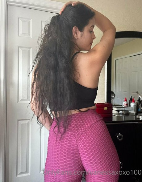 vanessaxoxo100 onlyfans nude content