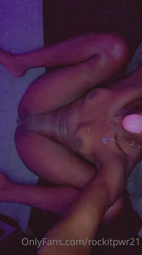 rockitpwr21 onlyfans sexy