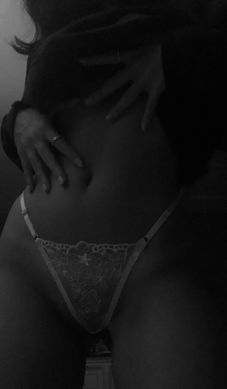 eiysiangel onlyfans pics