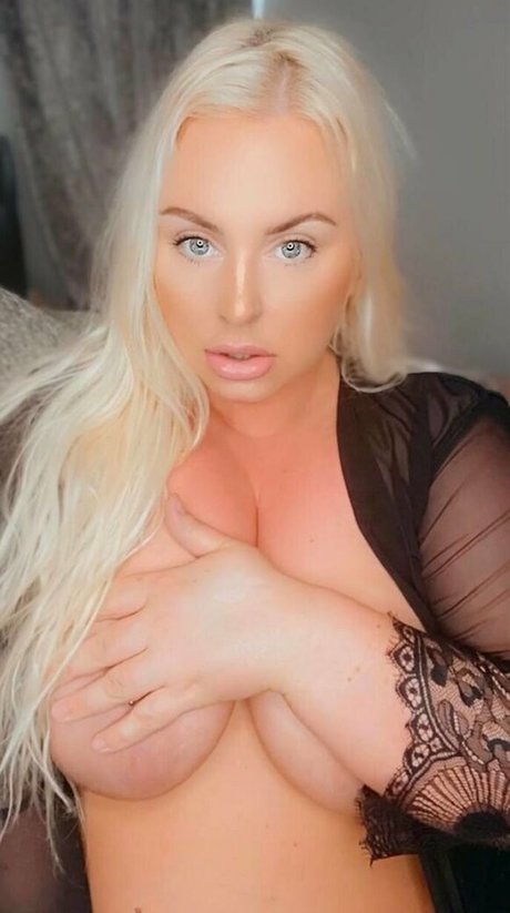 queenkcup nudes onlyfans