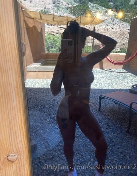 sashawonderr2 nude onlyfans