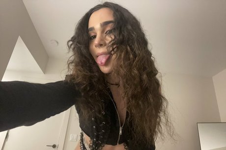 goddesszariaxx onlyfans naked leaks