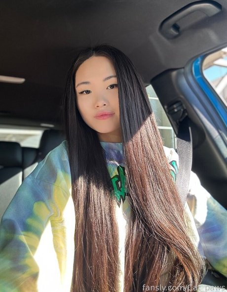 Asi Akira only fans nude