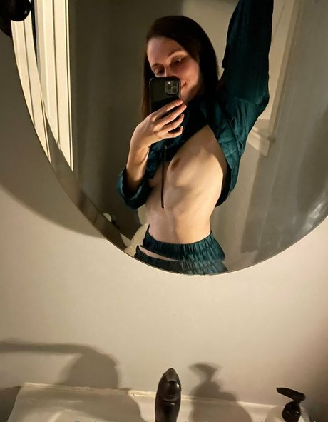 celesteschmeckle onlyfans leaked naked