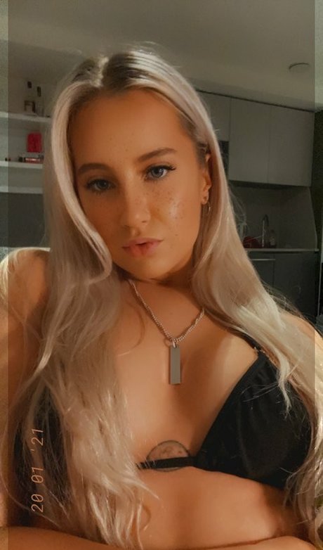 Pleasing Poppy only fans leaked porn