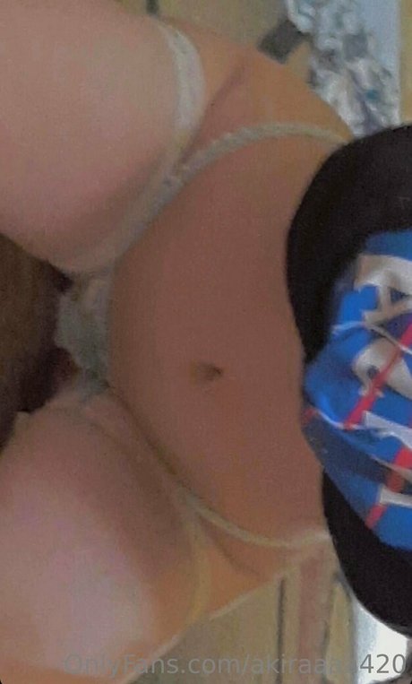 akiraaaa420 onlyfans leak