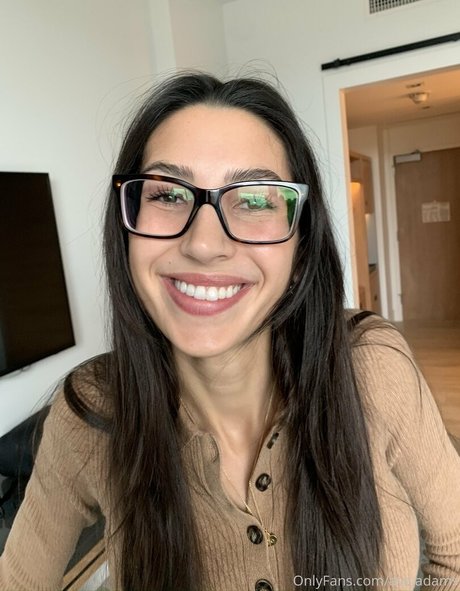 ava18adams onlyfans for free