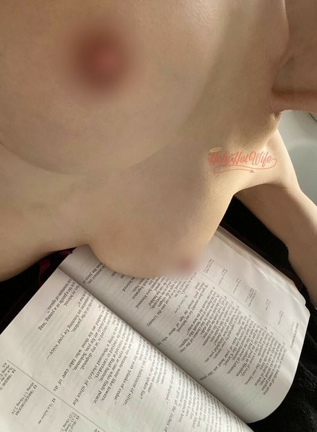 holyhotwife naked onlyfans leak