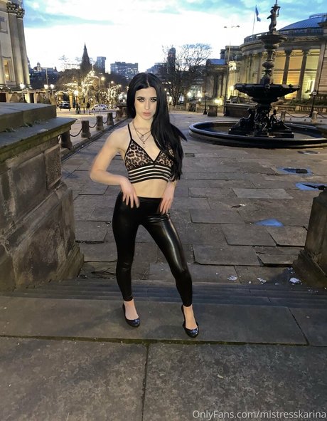 mistresskarina onlyfans nudes leak