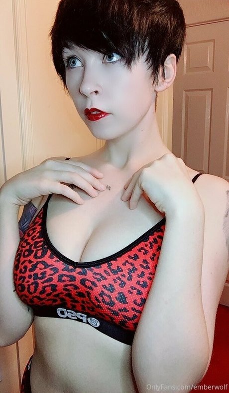 Emberwolf onlyfans lesk