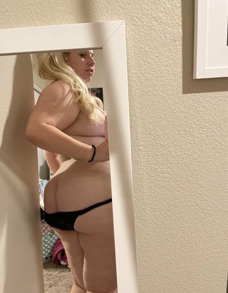 pixiechickxoxo onlyfans sex leaks