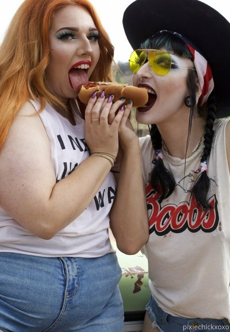 pixiechickxoxo leaked nude onlyfans