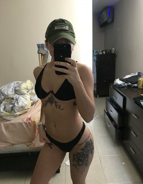 tattedxbabextease onlyfans sextape