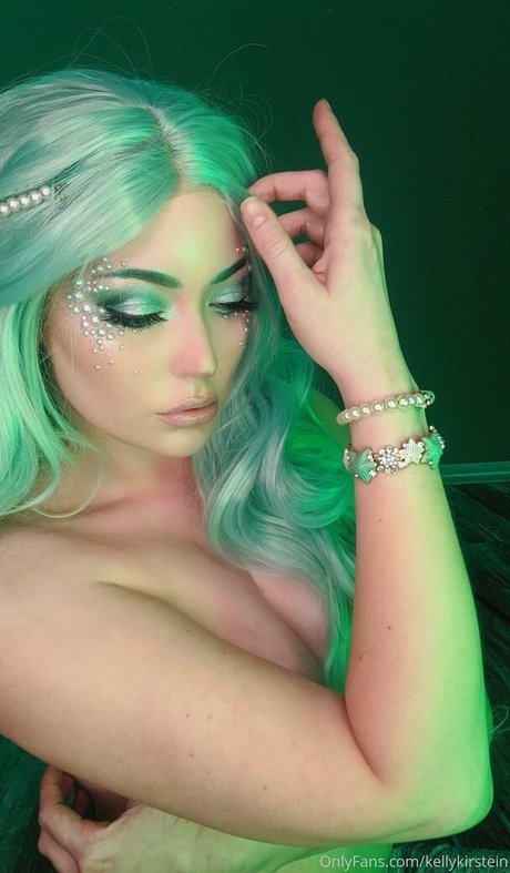 kellykirstein onlyfans model photo
