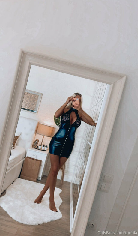 tonnia only fans content