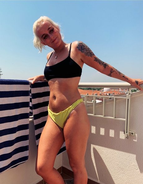 izzy 2505 onlyfans porno