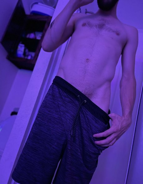 allenbl00 onlyfans striptease