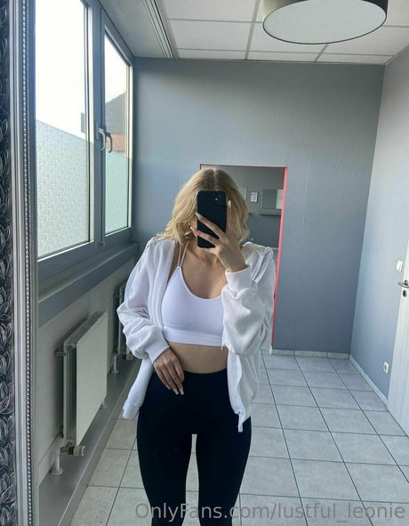 lustful leonie onlyfans porn