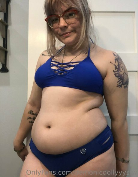 demonicdollyyysfw onlyfans free content