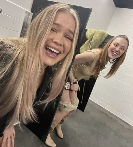 Luna Montana free onlyfans