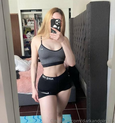 darkandpink35 onlyfans