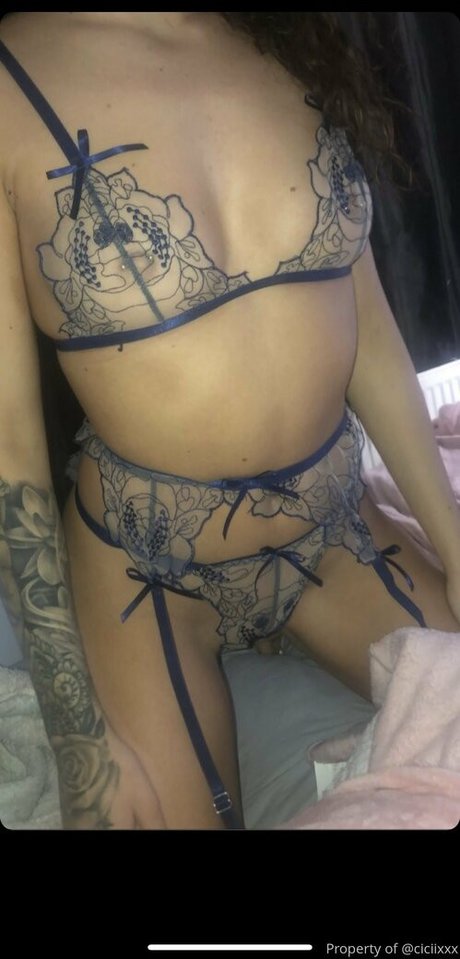 CloeGrey nude on onlyfans