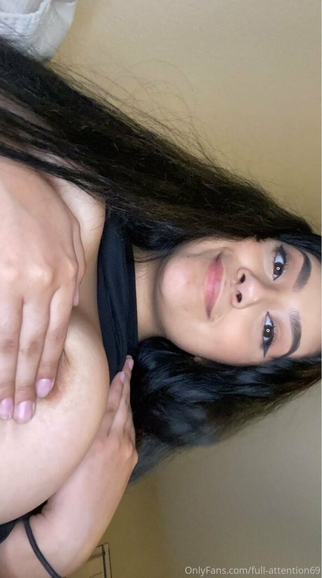 full attention69 nude onlyfans