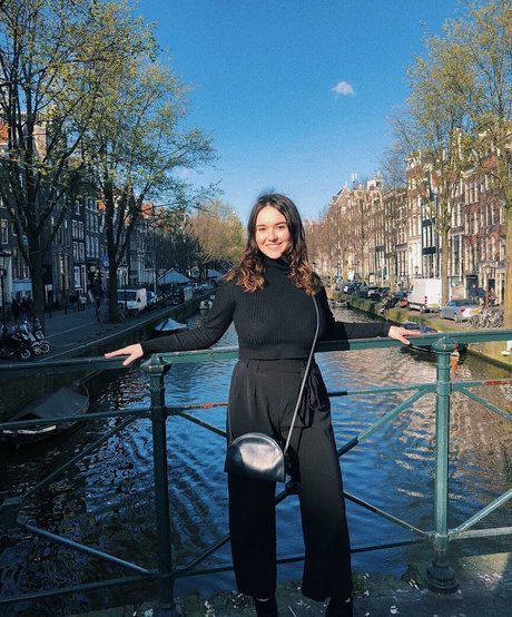 Julia F onlyfans naked leaked