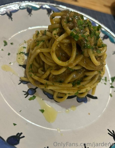 jardena is on onlyfans