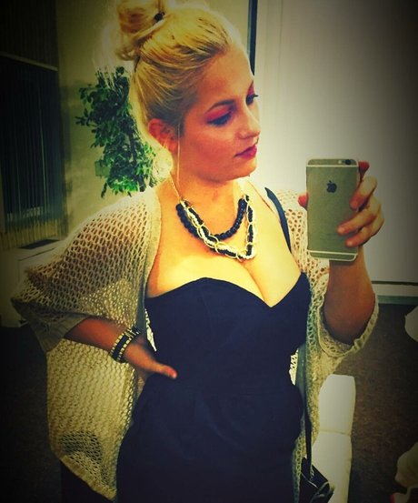 Mirjana Matic onlyfans leak porn