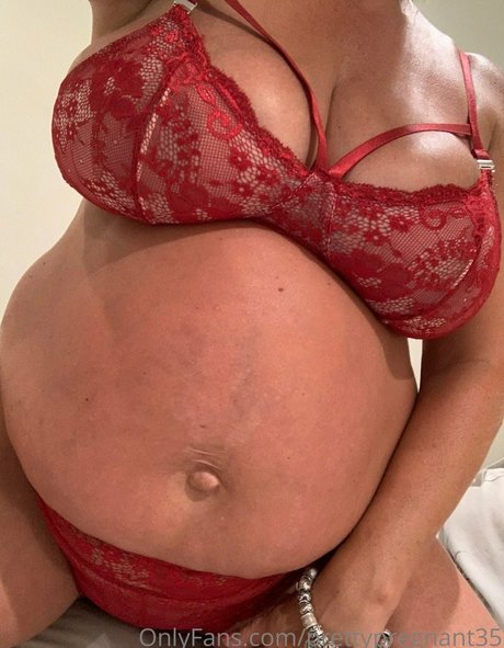 Pretty Pregnant boobs onlyfans