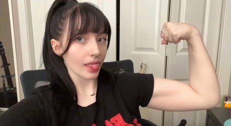 nsfwgoth onlyfans pics