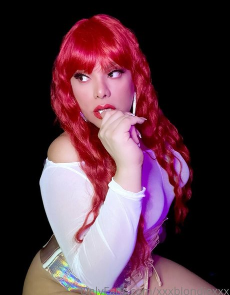 xxxblondiexxx onlyfans ass