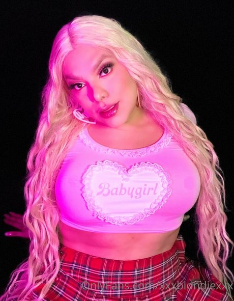 xxxblondiexxx onlyfans leaks nude