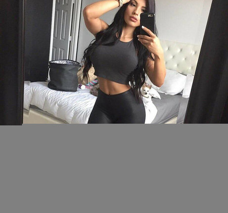 Karen Vi nude on onlyfans