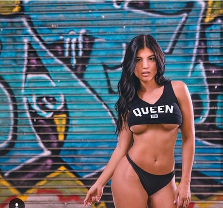 Karen Vi onlyfans public photos